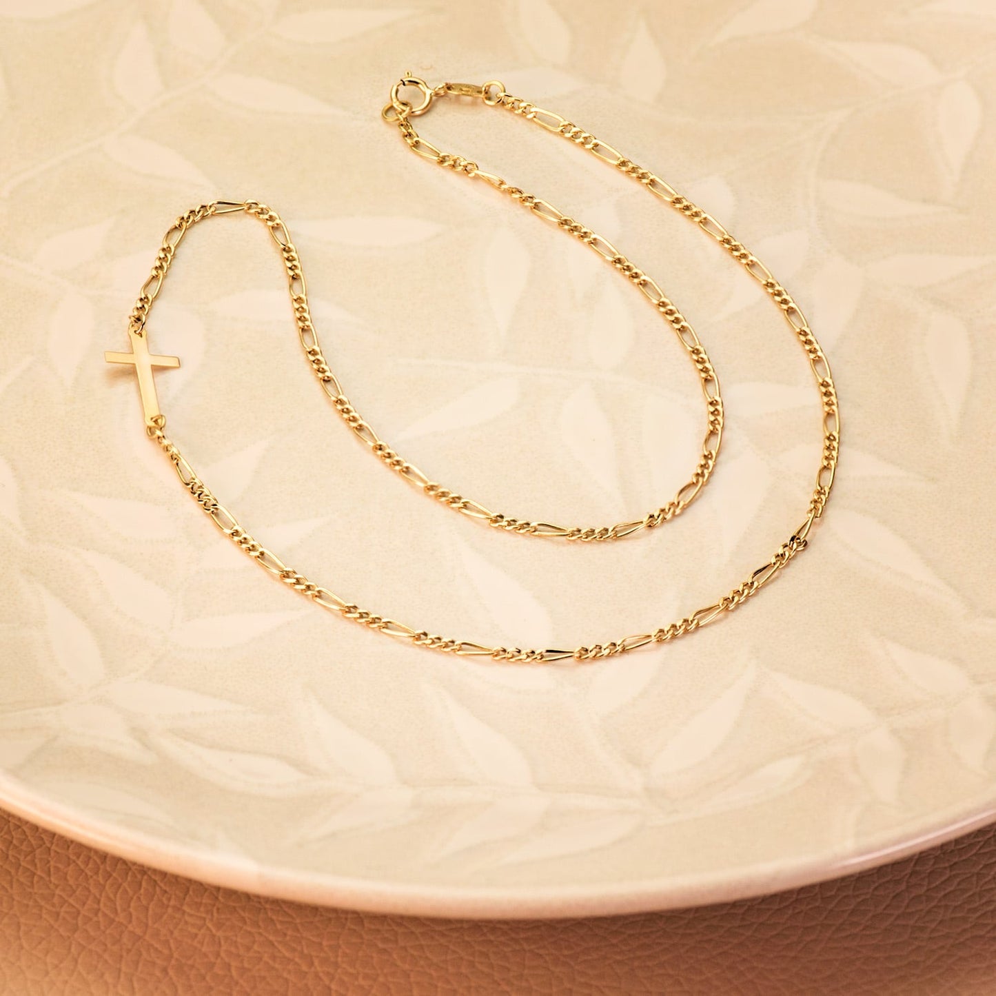 18k gargantilla oro amarillo con cruz y cadena cartier 42 cm