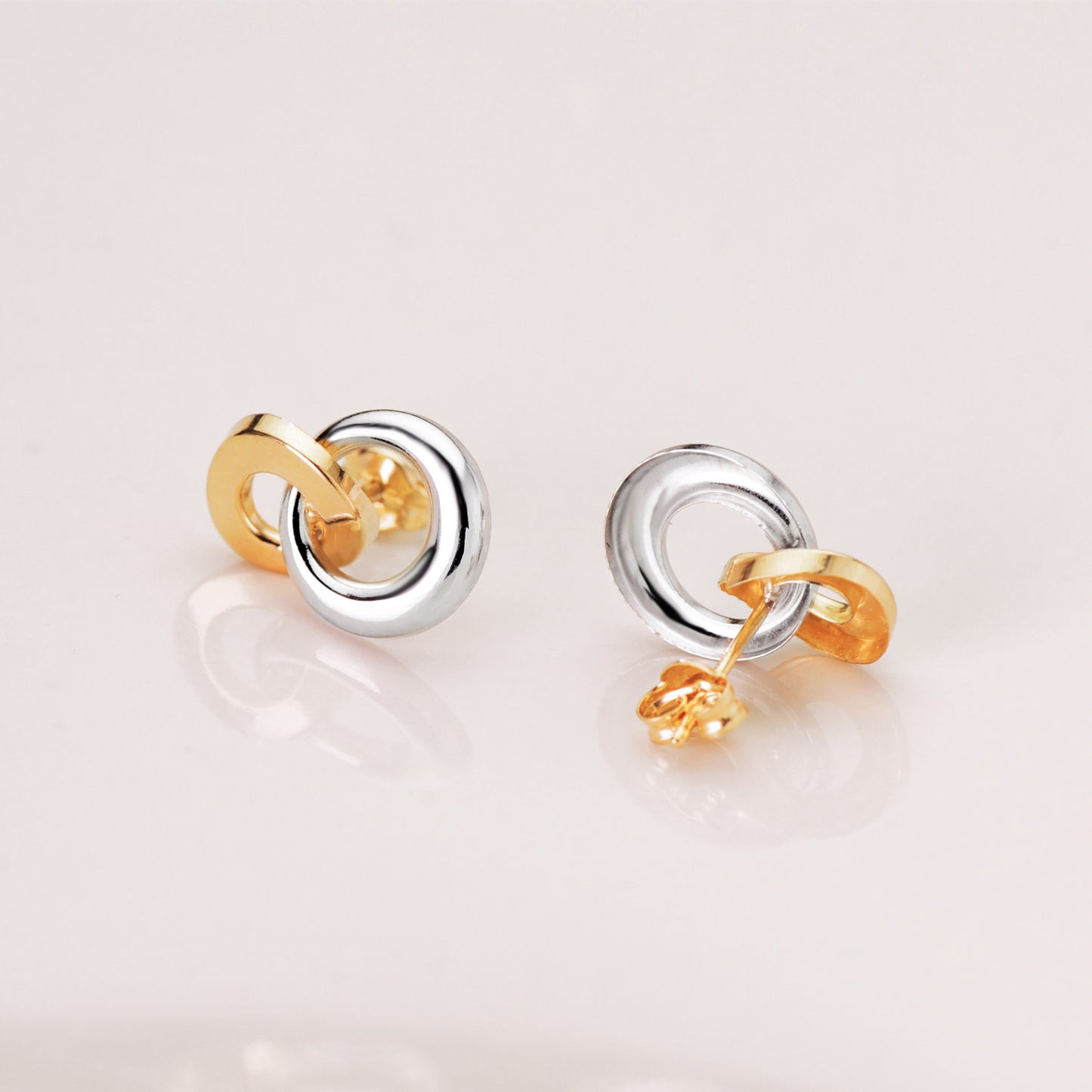 Pendientes doble aro brillo bicolor - Joyería Ferraz, Calle Ferraz 27, Moncloa-Aravaca Argüelles Madrid